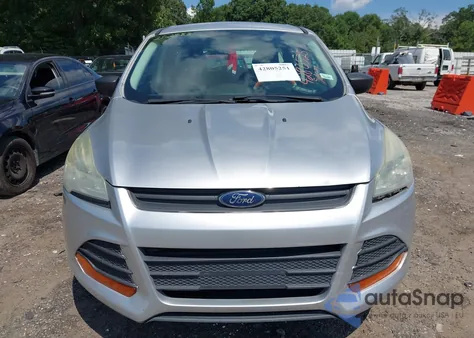 2015 Ford Escape S из США, поврежденный, VIN 1FMCU0F74FUB45786